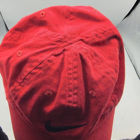 Nike Kids Red Baseball Hat Cap Adjustable Strap Outdoors Casual Lightweight - Picture 9 of 9